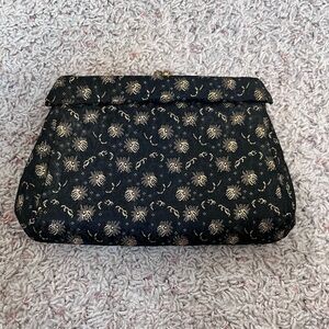 Garay Vintage Clutch Bag Tapestry Carpet Black Floral print 1960’s